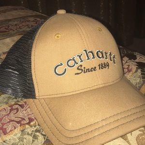 Carhartt hat